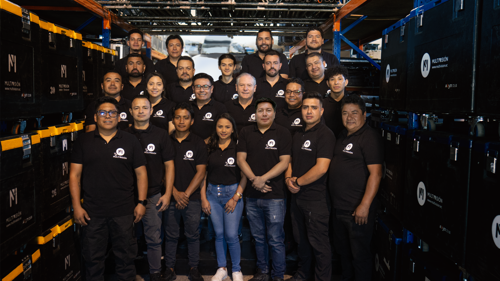 Multivisión equipo técnico capacitado